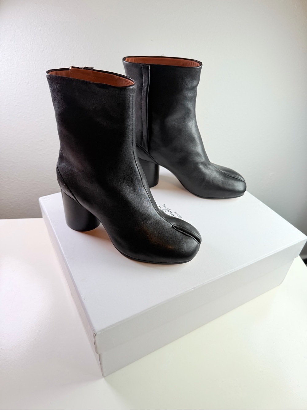 Maison Margiela Black Split-Toe Leather Ankle Boots